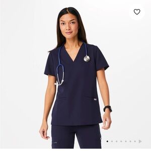 Casma Three Pocket Scrub Top Figs